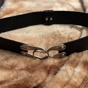 Modernist Chico's Black Belt with Silver Accents Adjustable 35” or under